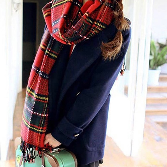 NEW Women’s Soft plaid Wool Scarf - Picture 4 of 9